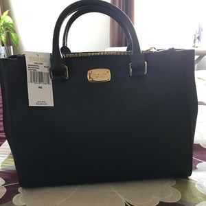 Beautiful Brand New Michael Kors Bag